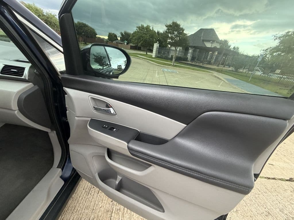 large car