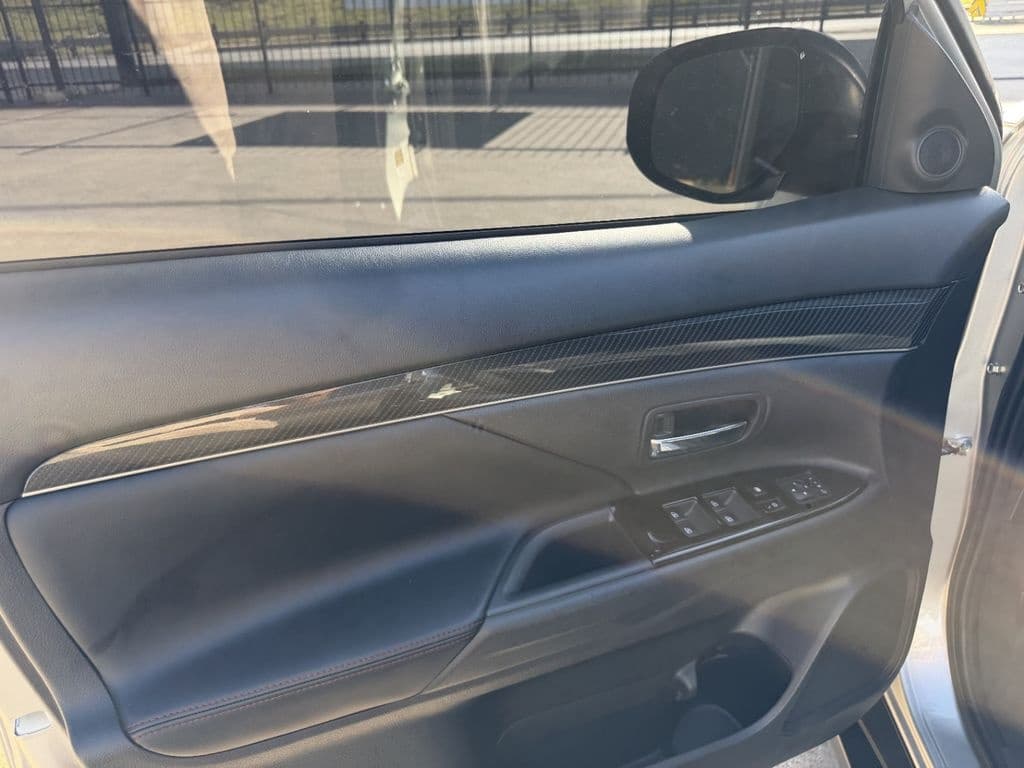 large car