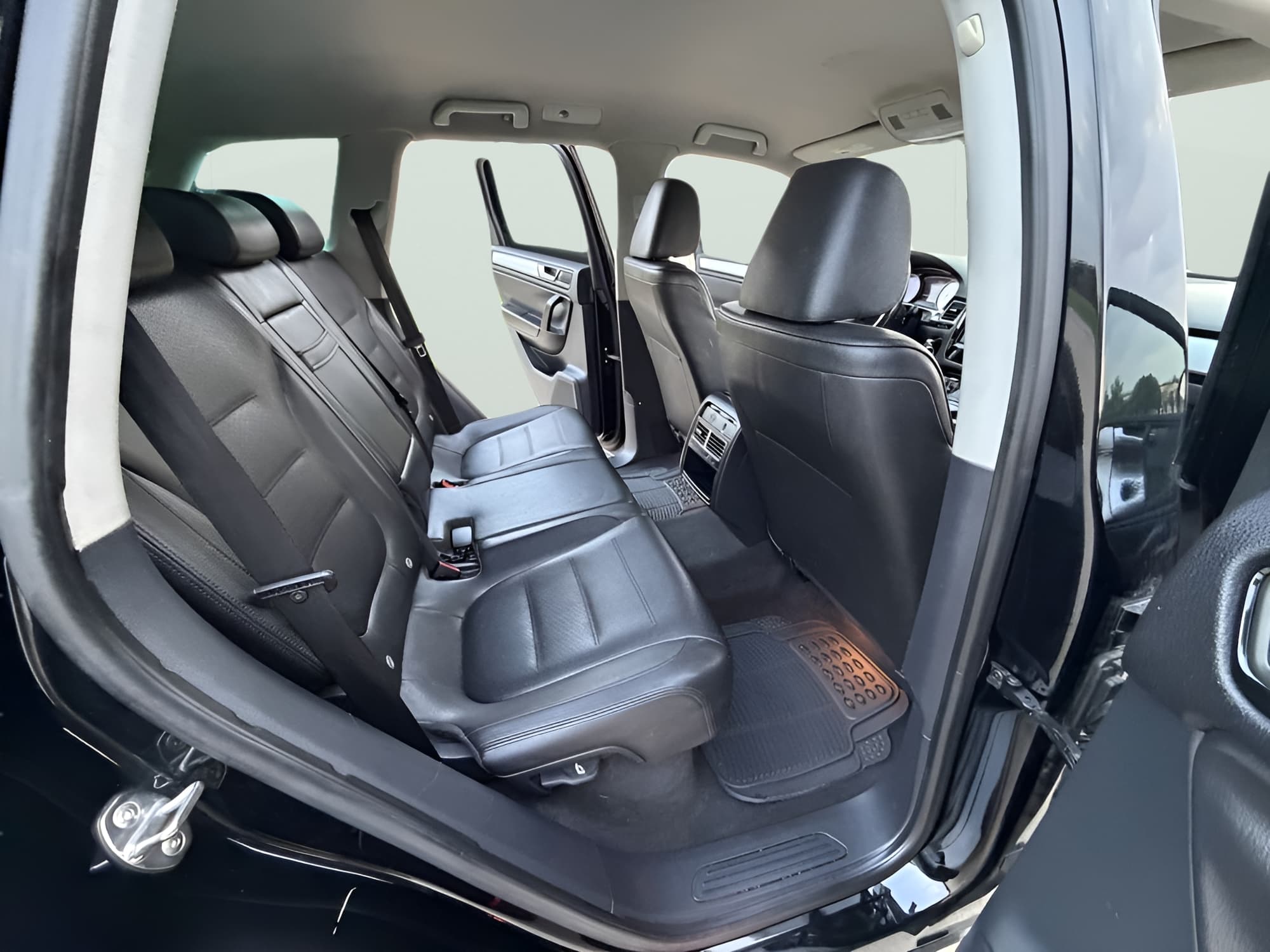large car