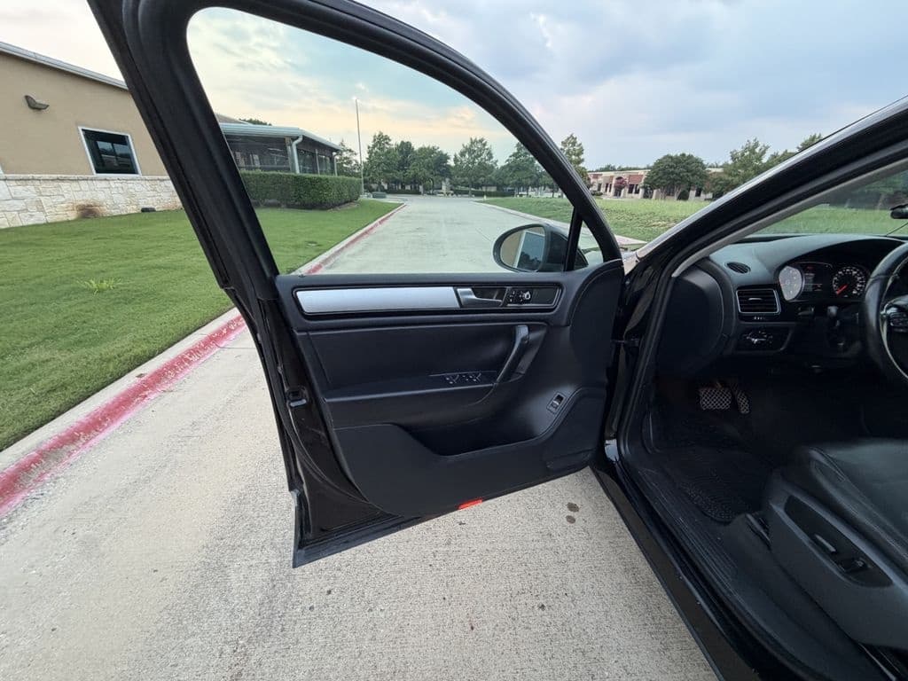 large car