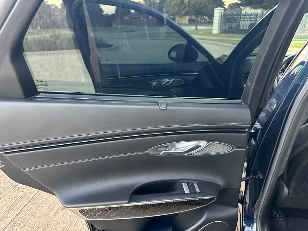 large car