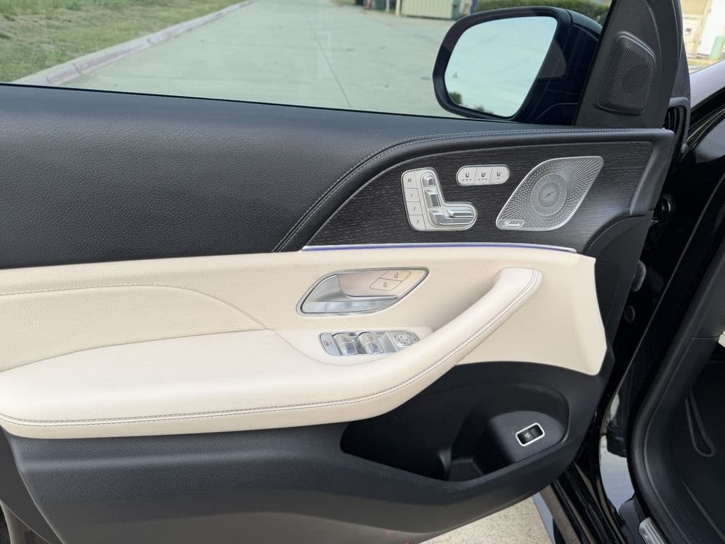 large car