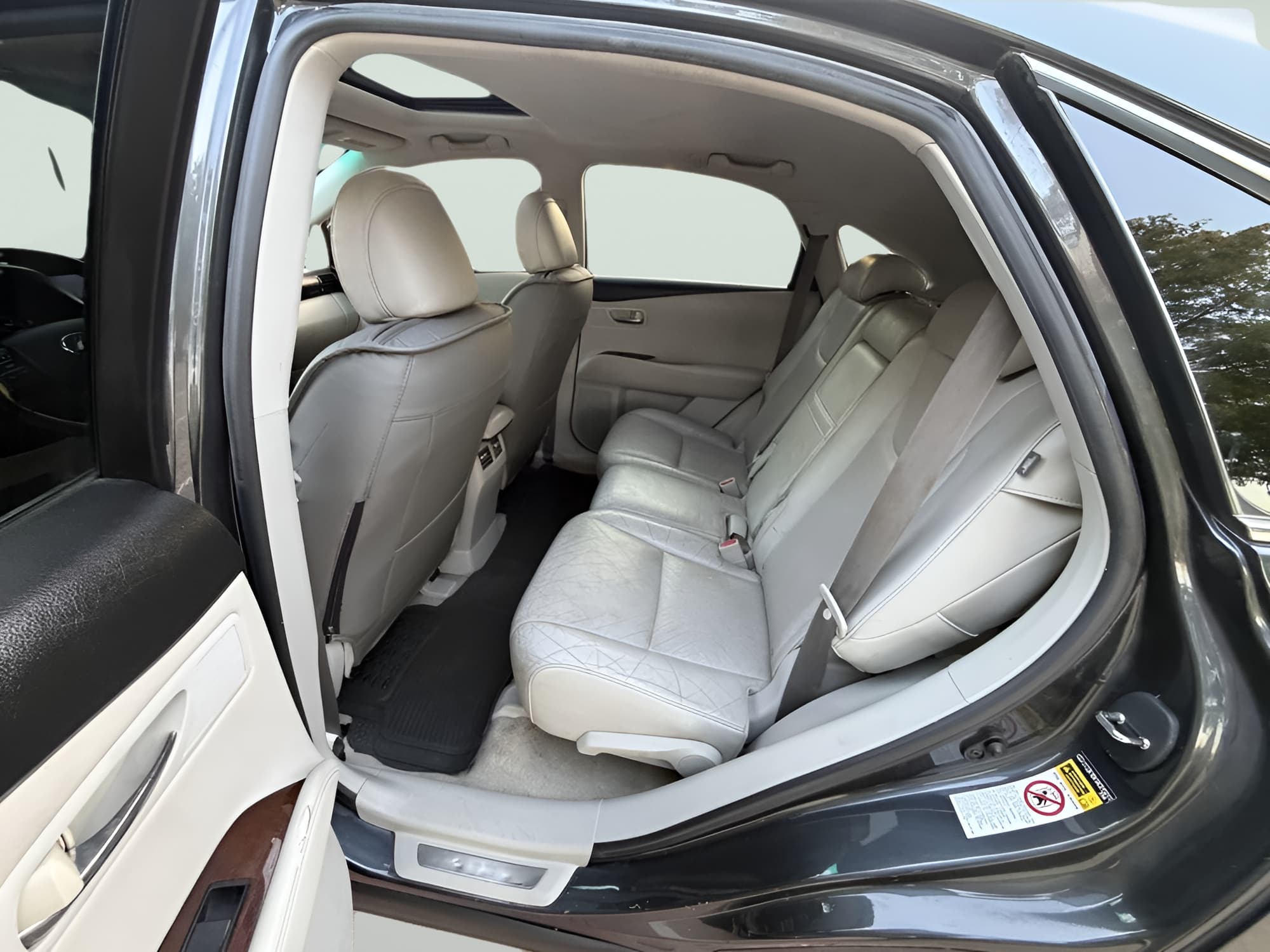 large car