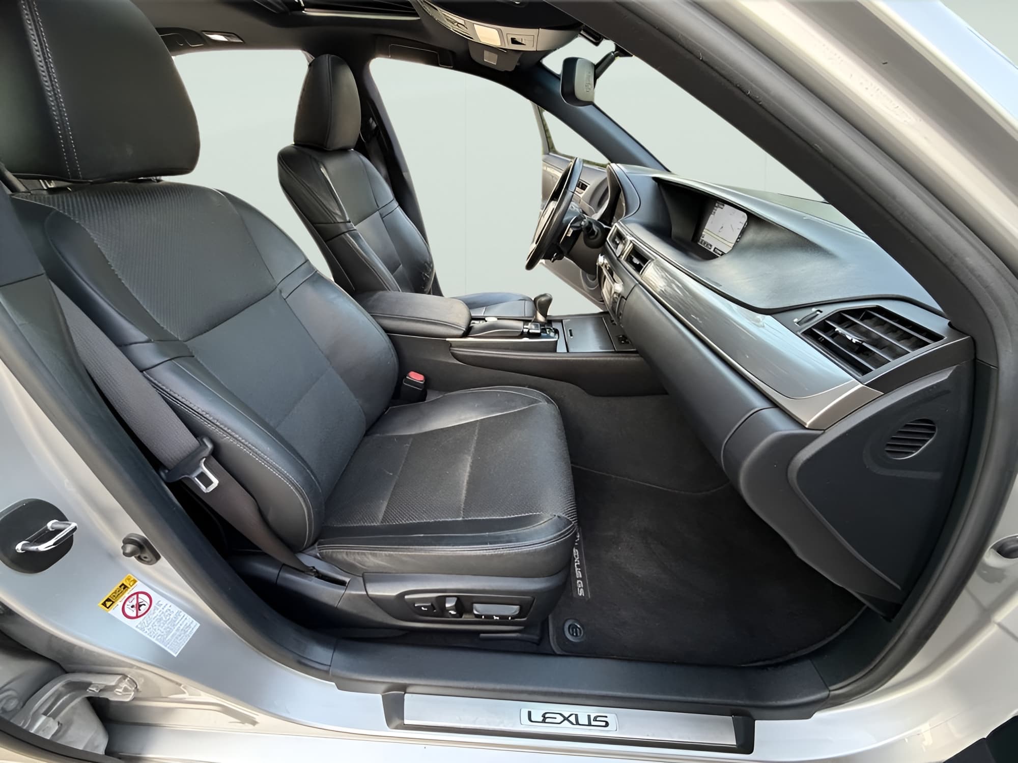 large car